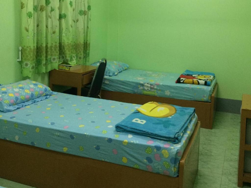 Nay Chi Lin Hotel Pathein ภายนอก รูปภาพ