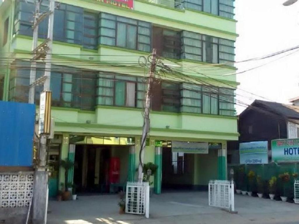 Nay Chi Lin Hotel Pathein ภายนอก รูปภาพ