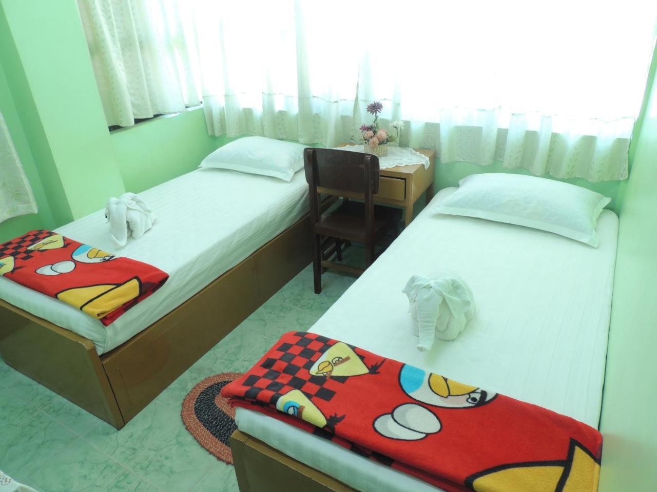 Nay Chi Lin Hotel Pathein ภายนอก รูปภาพ