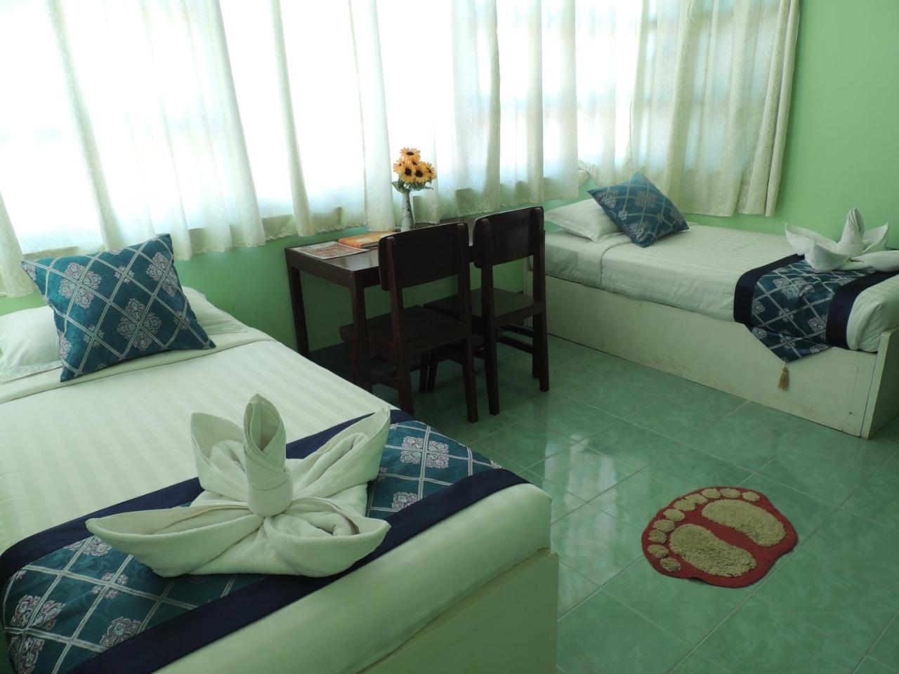 Nay Chi Lin Hotel Pathein ภายนอก รูปภาพ
